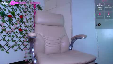 Jean online show from July 2, 5:18 pm