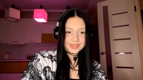 Jeane online show from December 17, 3:19 pm