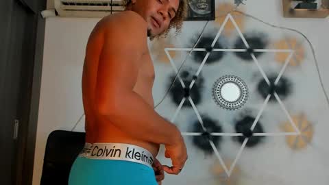 jeansue_martinez online show from September 22, 3:38 pm