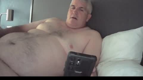 dadbody71 online show from August 1, 1:07 am