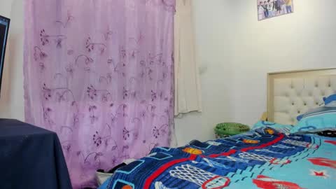 Jeens Rodick online show from January 5, 11:55 pm