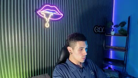 Jeff  online show from October 21, 6:44 pm