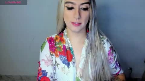  ashley   online show from March 19, 10:43 am