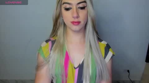  ashley   online show from March 3, 8:32 am