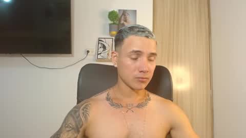 Snapshot of jeff_seid77 chatting on October 31, 2:45 am Jeff Seid online show from October 31, 2:45 am