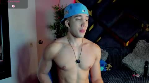 JEICOB STONE online show from June 9, 2:00 am