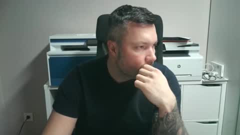 jendin_ online show from December 21, 11:22 pm