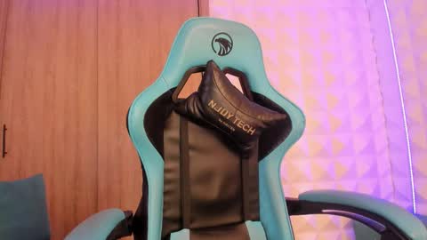 jendralevis online show from March 19, 9:20 pm