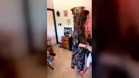 jenellehayesxoxo online show from March 23, 5:40 pm