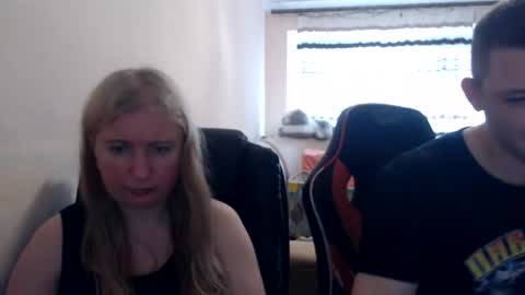 JenisAndPeter online show from June 13, 6:24 am