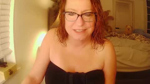 jenna197069 online show from January 3, 2:54 am