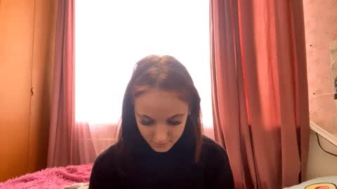 Mia online show from January 13, 9:17 am