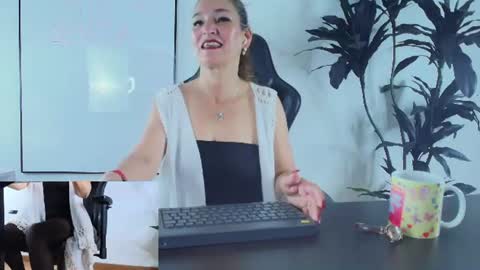  Call Me Jenna  online show from August 2, 4:14 am