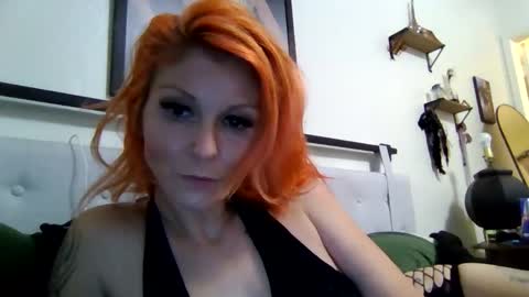 jennasparkles096 online show from November 19, 5:56 pm