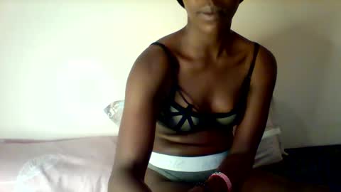 jenncuty9 online show from June 7, 12:54 pm