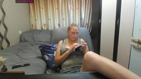 JenniDeep online show from July 19, 11:29 pm