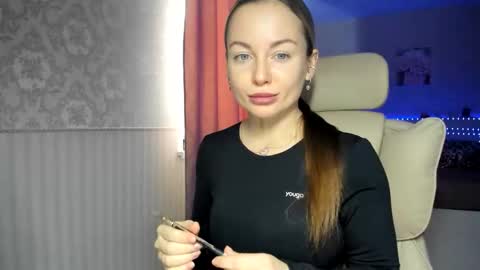 Jennifer online show from March 9, 11:37 am