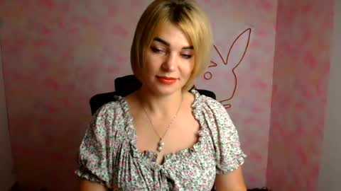 Jennifer online show from July 25, 11:52 am
