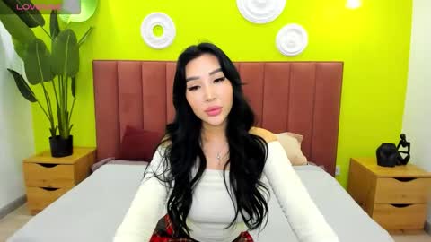 Jennifer online show from September 16, 1:29 am