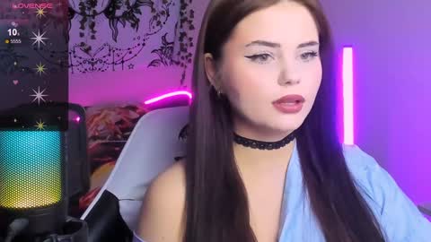 Jenni online show from December 20, 4:14 pm