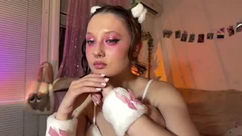 Jennifer Jenny Darling   online show from July 8, 7:39 pm