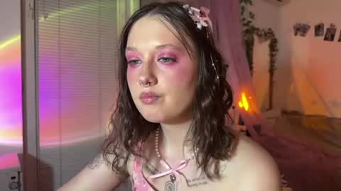 Jennifer Jenny Darling   online show from July 24, 7:11 pm