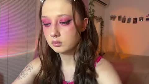 Jennifer Jenny Darling   online show from July 4, 7:28 pm