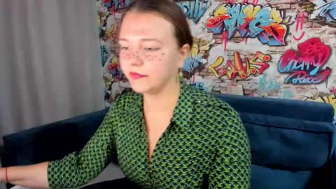 Jenny online show from September 14, 11:50 pm