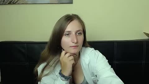 jenny_smille_ online show from August 2, 8:38 am