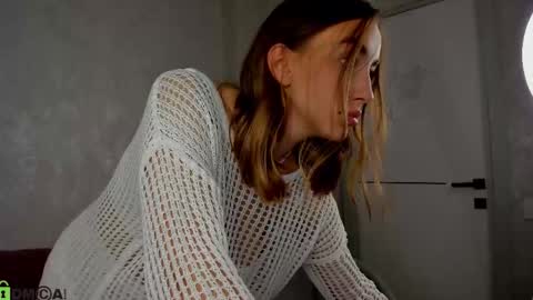 JennyBecker online show from October 29, 9:44 am