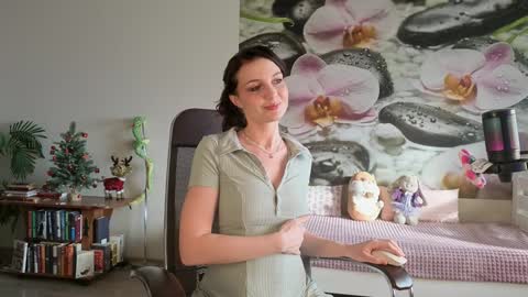 jennycutey online show from January 18, 4:10 am