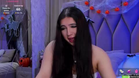 Jenny Ferguson online show from October 29, 6:19 pm