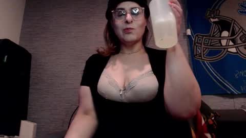 theChloeStar online show from November 29, 5:04 am