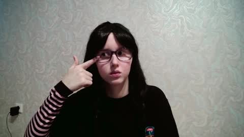 JennyOlset online show from March 5, 5:18 am