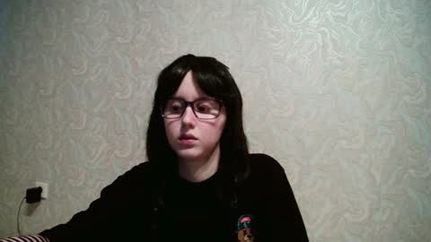 JennyOlset online show from March 10, 12:49 pm