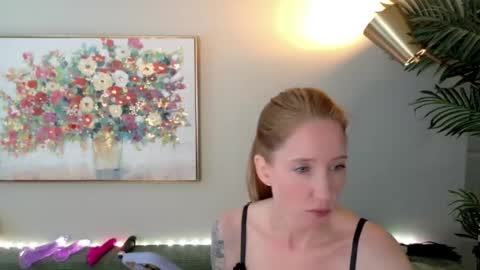 Jenny online show from February 10, 10:24 pm