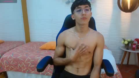 Jeremy online show from December 5, 12:36 pm