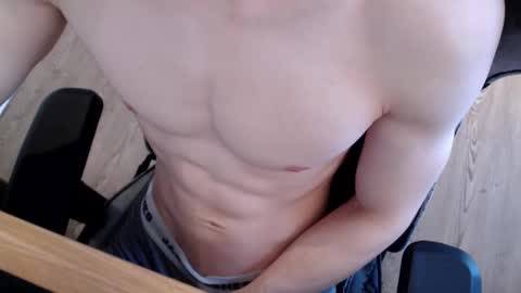 jerkoffboy99 online show from December 17, 8:32 am