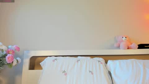 AriIm not broadcasting at the moment but if you miss me and want to be private with me herewrite to me on Insta-xmysooul online show from December 18, 4:08 am