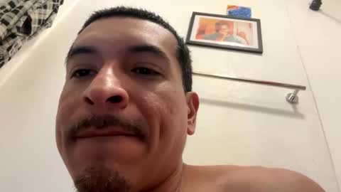 Hungjessy online show from November 29, 1:08 pm