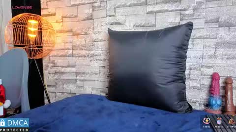 Jessi online show from December 18, 3:35 am