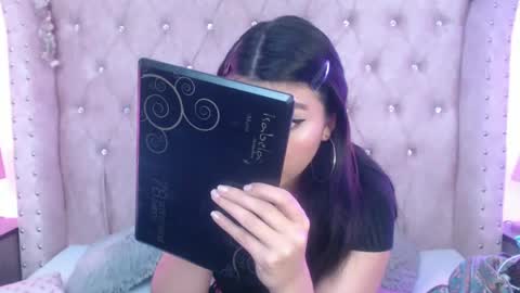 Jessica  online show from November 6, 9:18 pm