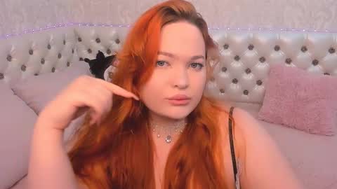 jessica_rabbitt19 online show from December 11, 10:27 pm