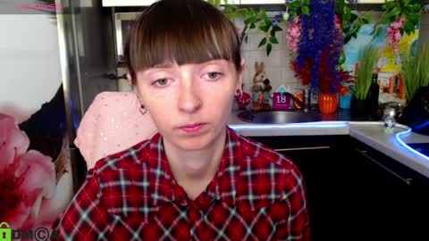 jessicaforris online show from April 2, 7:15 am