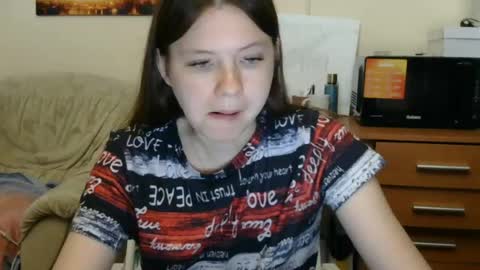 jessicaholland1 online show from June 11, 6:50 pm