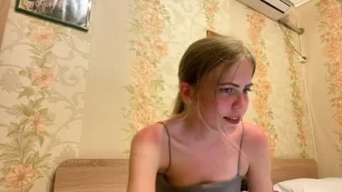 jessika_evans online show from July 3, 7:40 pm