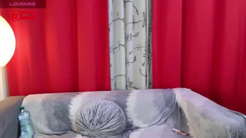 JessTheWicked online show from November 25, 7:12 pm