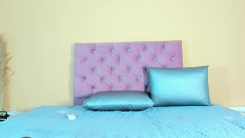 Jessy online show from September 29, 2:43 am