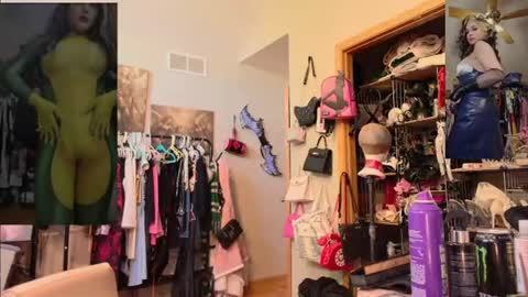 seductress Cyber Succubus online show from June 13, 12:15 pm