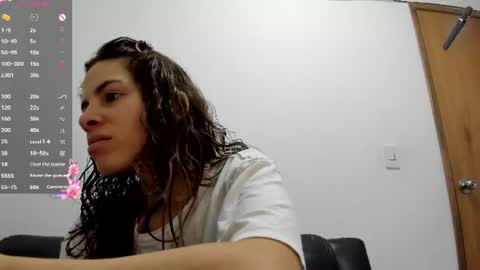 jessye_golden online show from July 1, 8:06 pm